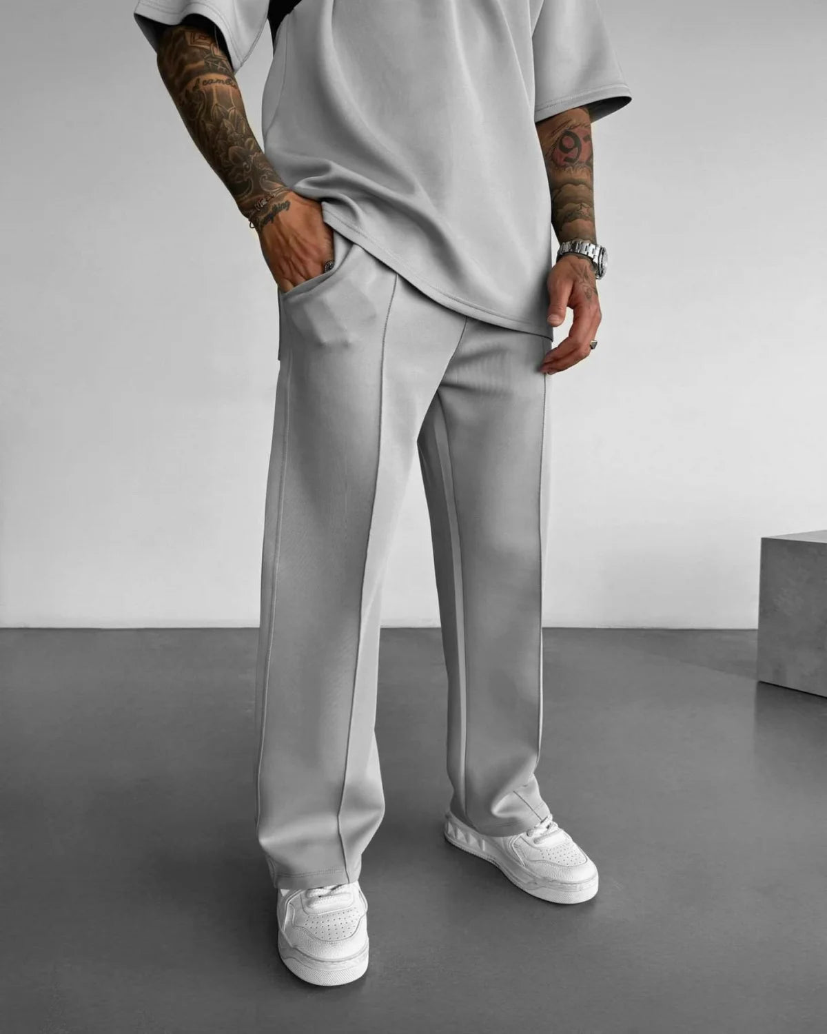 2025 Spring and summer men's new four seasons loose straight tube sports casual pants comfortable suit pants drawstring waistban