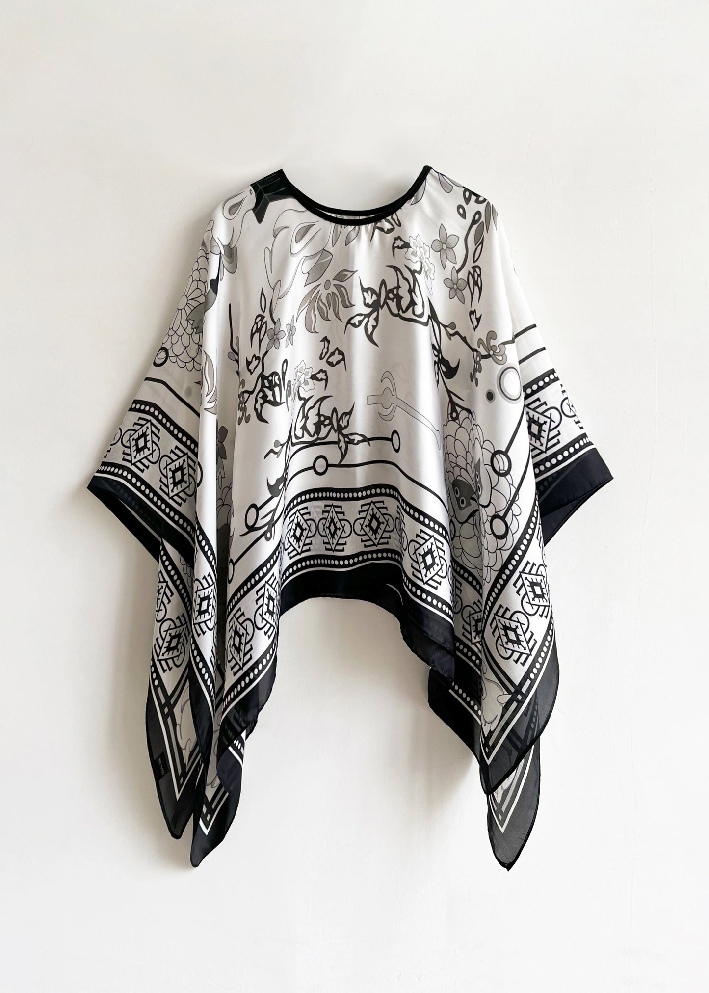 Poncho Pullover Shawl Sun Protection Scarf New Versatile Scarf Paired With Women's Loose Summer Sunscreen Leisure Clothing