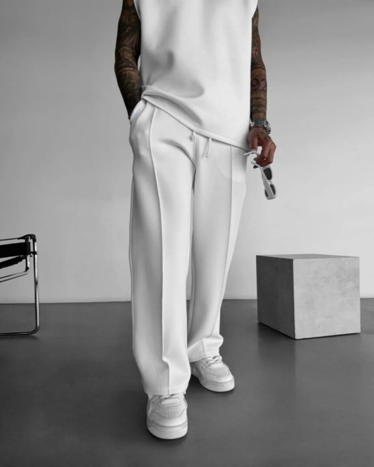 2025 Spring and summer men's new four seasons loose straight tube sports casual pants comfortable suit pants drawstring waistban