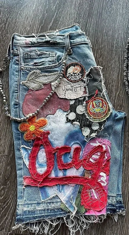 Gothic Punk Skull Letter Pattern Patchwork Shorts Men Y2k Streetwear Pants Hip Hop Fashion Denim Shorts Summer New Hot Sale