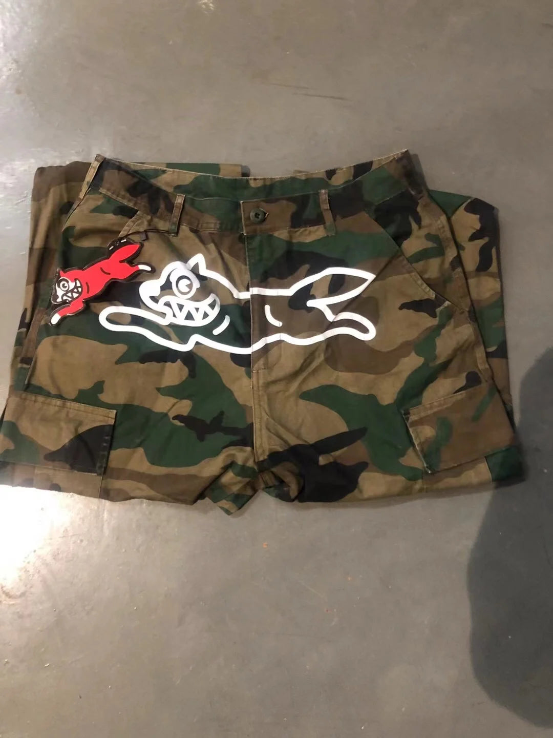 2025 Mens Cargo Pants American Retro Icecream Running Dog Pants Man Camouflage Loose Straight Leg Pants Male Casual Trousers