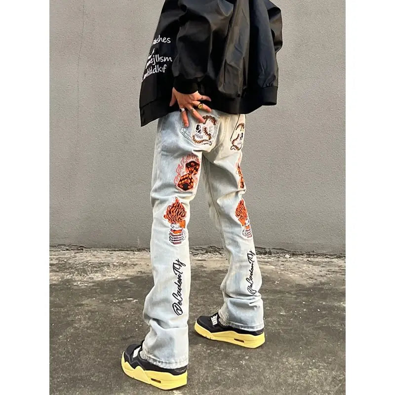 Y2K Flame Skull Pattern Embroidery Men's Jeans American Fashion Hip-Hop High Street Straight Tube Design Trumpet Denim Trousers