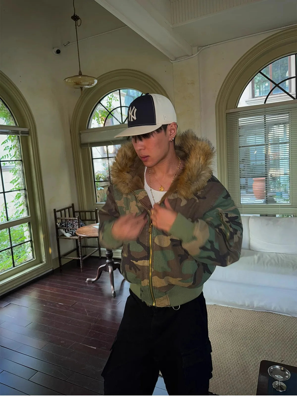 Men Fashion Camoufalge Warm Jacket Fleece Lined Thick Thermal Faux Fur Overcoat Revisable Parkas With Fur Hood Winter Outerwear