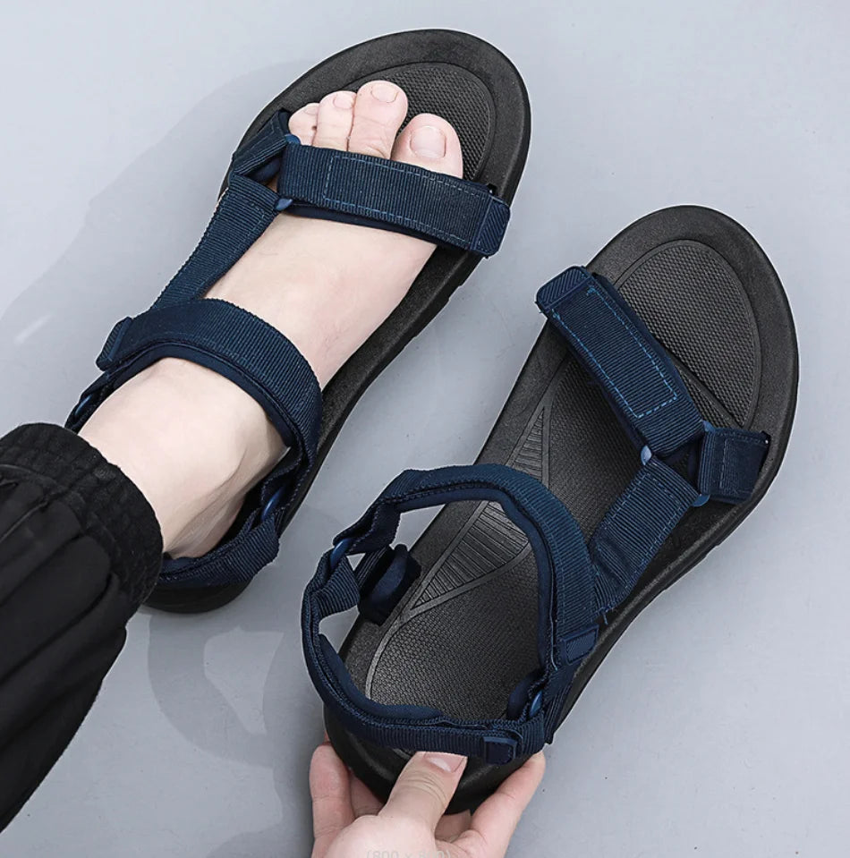 Summer Men‘s Casual Sandals Non-slip HOOK& Loop Sport Sandal Man Outdoor Beach Slippers Holiday Soft Sole Light Water Shoes