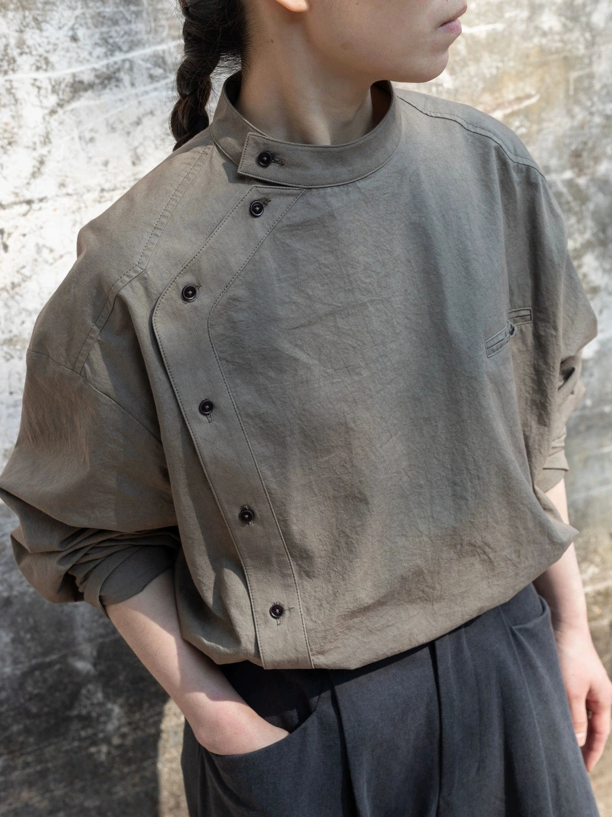 Elegant Grey-Brown Stand Collar Long Sleeve Shirt New Chinese Style Fashionable Design Cotton Top for Young Women