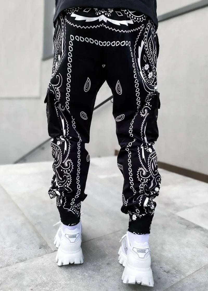 New Men's Cargo Pants Trend Printed Loose Hip Hop Fashion Street Wear Big Pocket Overalls Men Bright Color Four Seasons Trousers